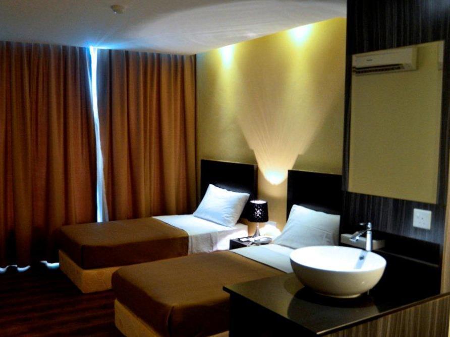 Zotel Business & Leisure Hotel Kuching Ngoại thất bức ảnh